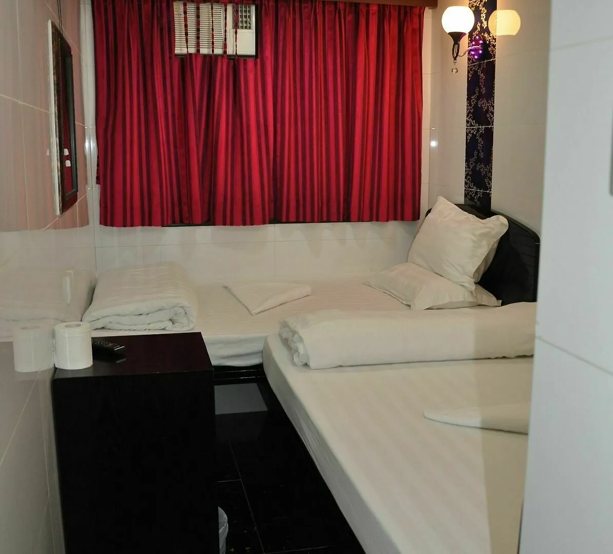 Hotel New Guangzhou Guesthouse - Hostel Kowloon