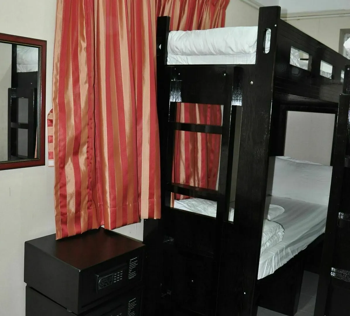 New Guangzhou Guesthouse - Hostel Kowloon  China